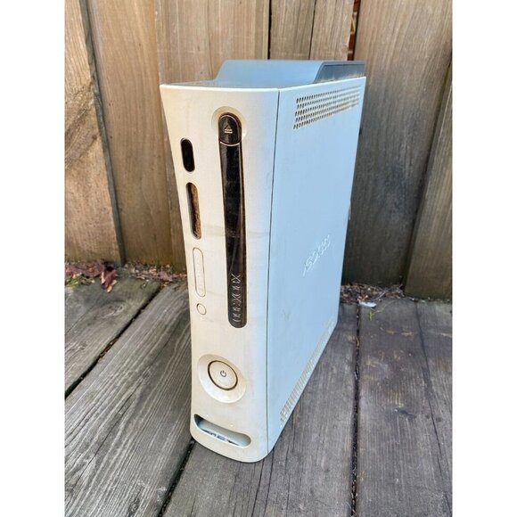 Microsoft Xbox 360 60GB Console ONLY - UNTESTED - Picture 2 of 10